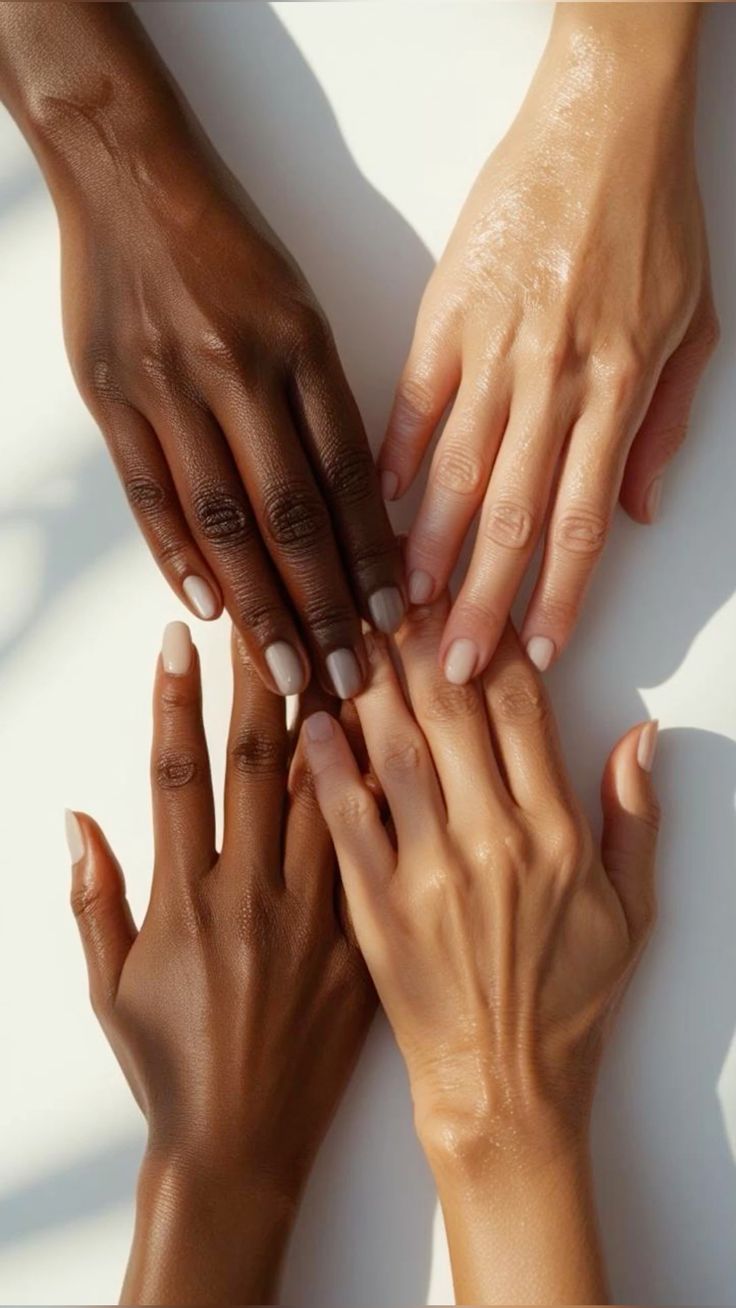 el secreto mejor guardado por los expertos: el retinol también va en las manos